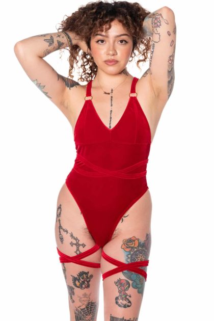 VELVET PIROUETTE OUVERT CHEEKY HARNESS BODYSUIT