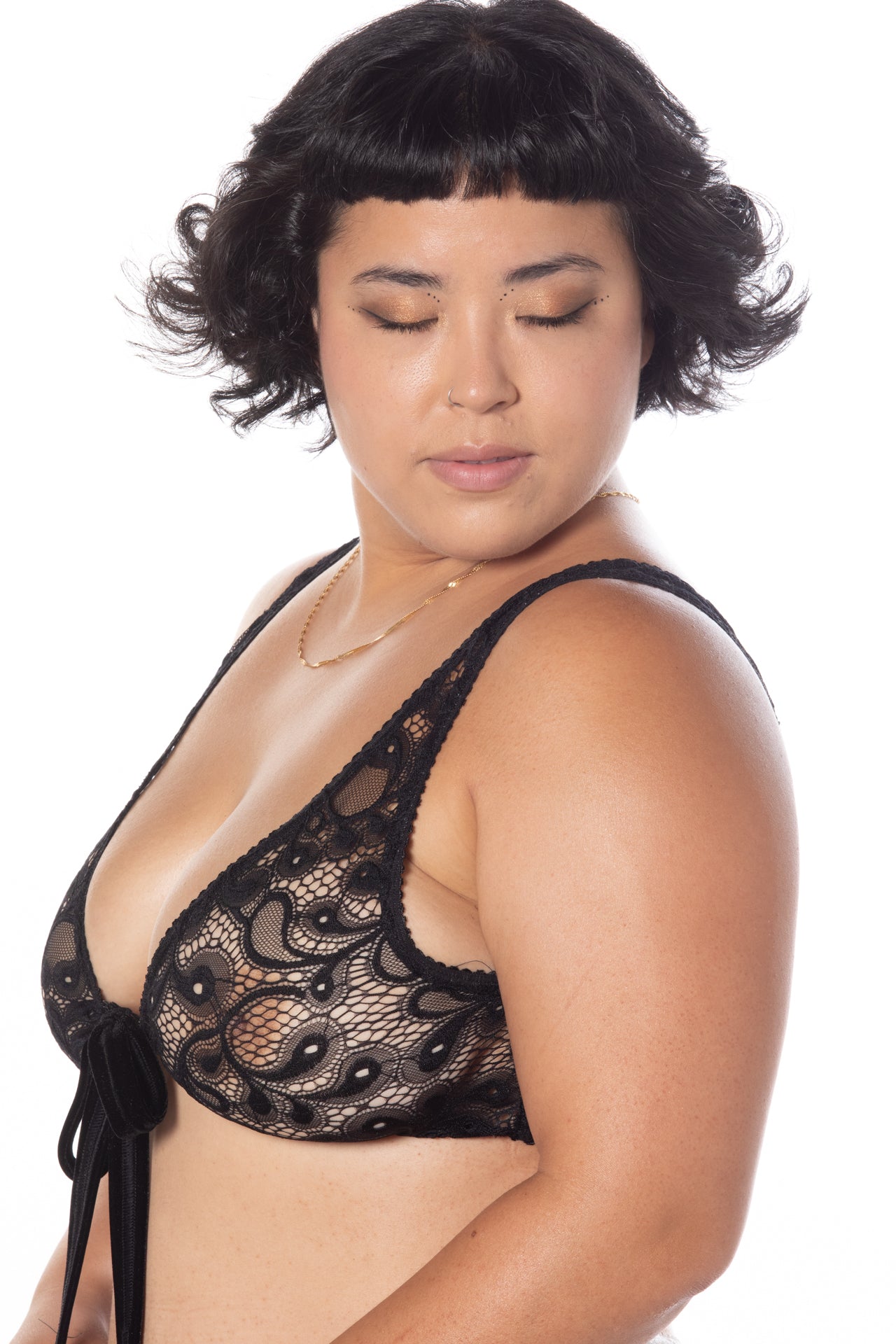 Elizabeth08-13-24Studio-2 Lace On My Mind Bralette