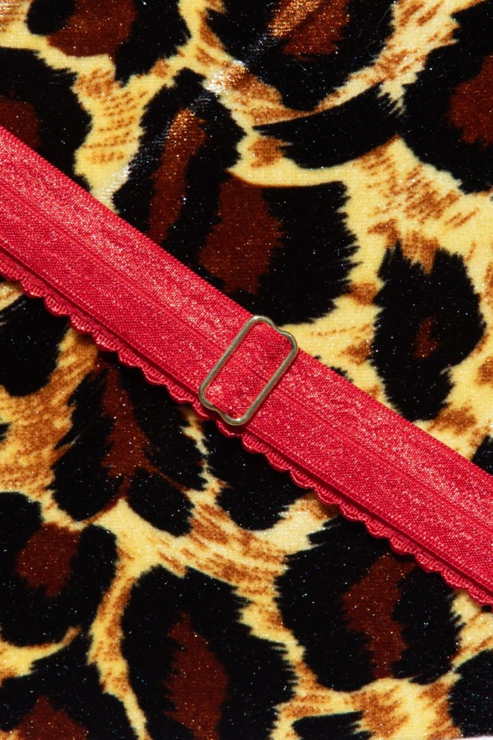 vibrating egg public Plus Size Sexy Santa Stretch Velvet Garter Belt main image 0
